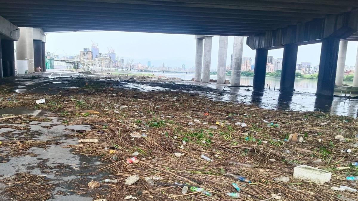 北市水門17時解禁!華翠、敦南水門清理完畢 淡水河沿線重啟