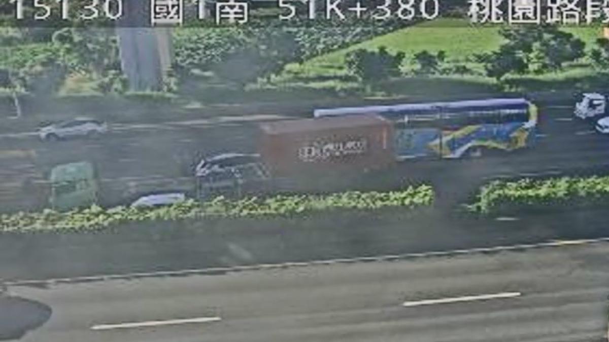快訊／國1北4車追撞！內3線全癱、紫爆回堵6公里　替代路線曝