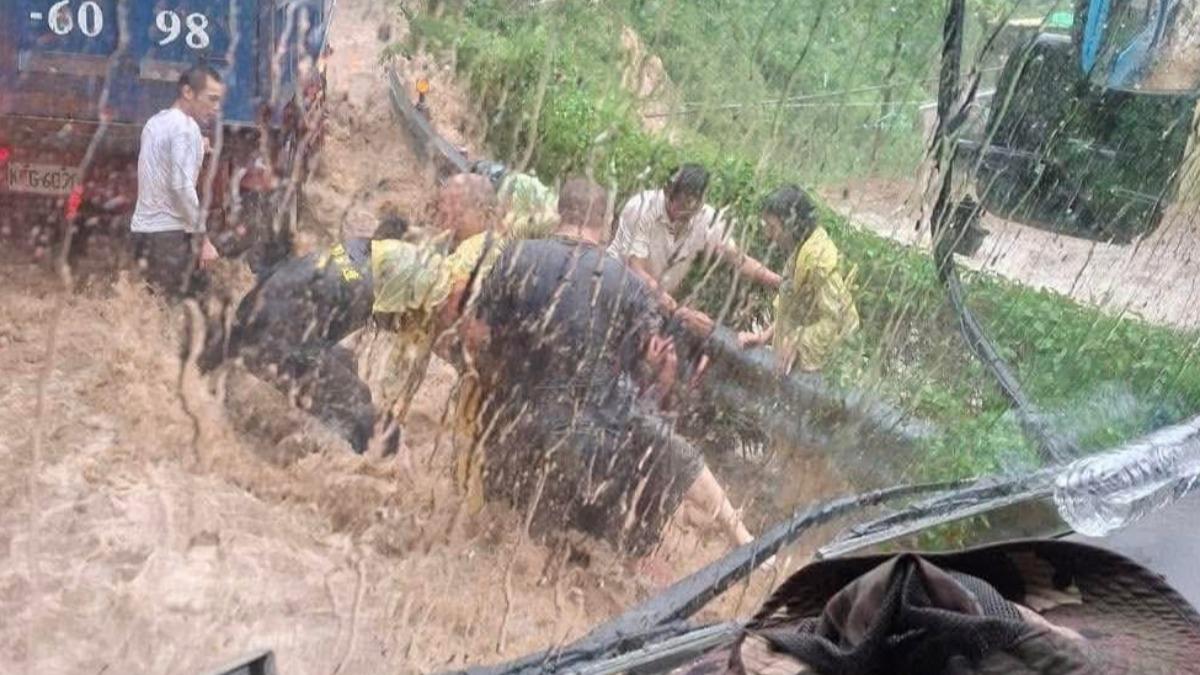 女大生露營遭泥水沖倒頭卡護欄亡 嘉義大學:深感悲痛