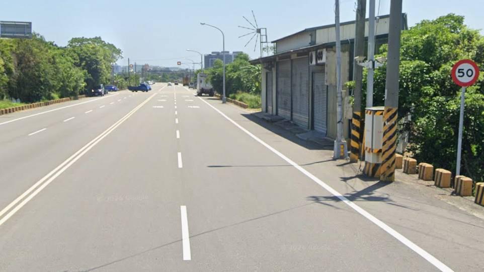 也有部分網友持較保守立場，認為道路是否提速不能只看路幅寬度，還應考量沿線是否有住家、路口密度及行人活動情況。（圖／翻攝自Google地圖）