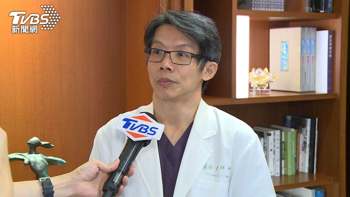 摸到乳房腫塊先別慌！醫師揭乳癌警訊、檢查時機一次看懂  (圖／TVBS)