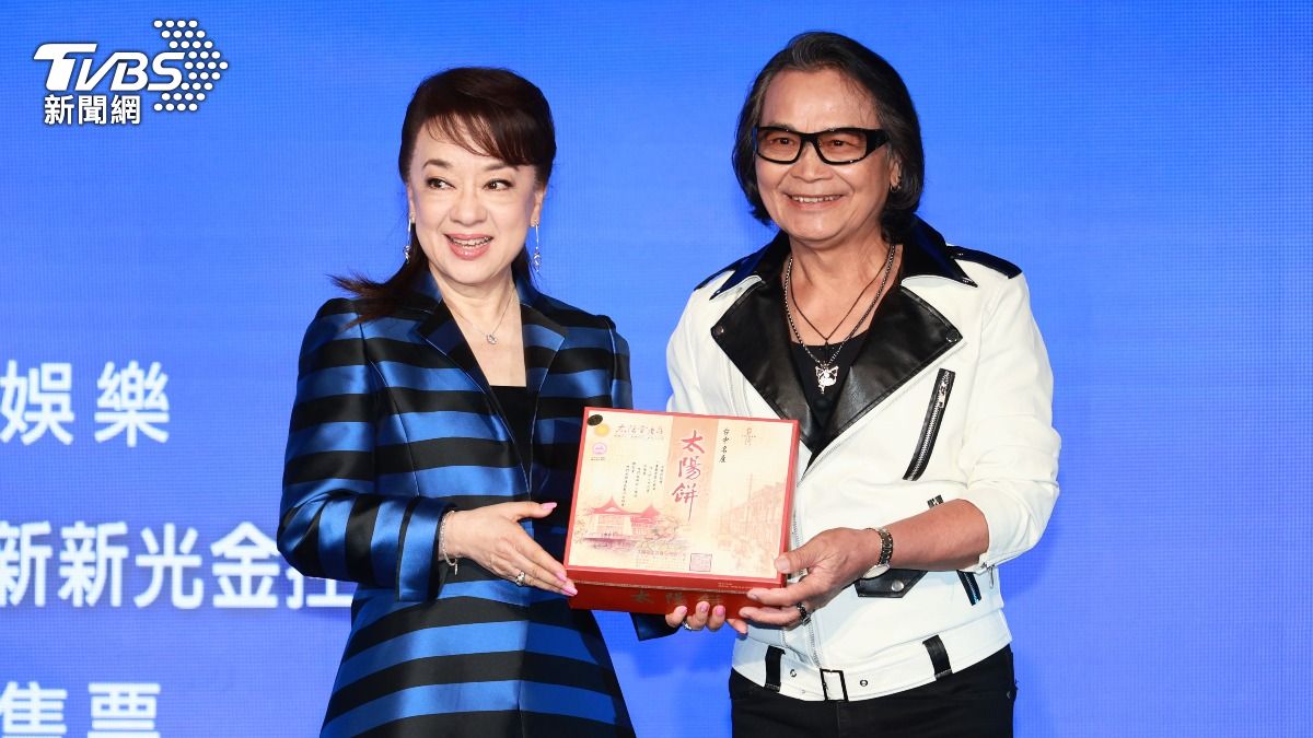 翁倩玉誇沈文程年輕時就像張凌赫。(圖/趙世平攝)