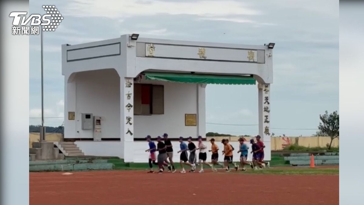三光國中內並沒有標準的棒球場來供球員練習。（圖／教練余坤翰提供）