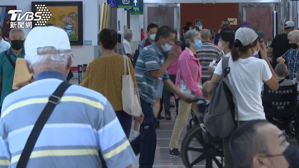疾管署預估8月下旬將進入新冠毅情高峰。(圖/資料畫面)