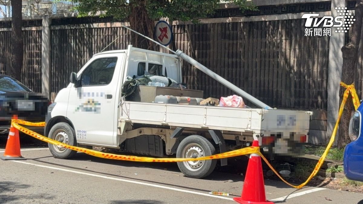 快訊/下班等不到人回家 高雄中油外包商陳屍貨車