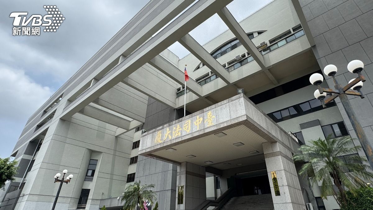 國小兒子與同學糾紛 父槓上對方父母網罵「流氓腳、有粉味」