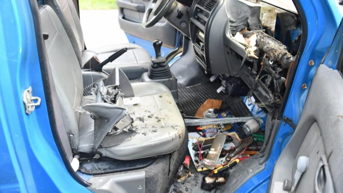 瓶裝水放車內「起火燃燒」!10分鐘釀災 手機、行動電源也危險