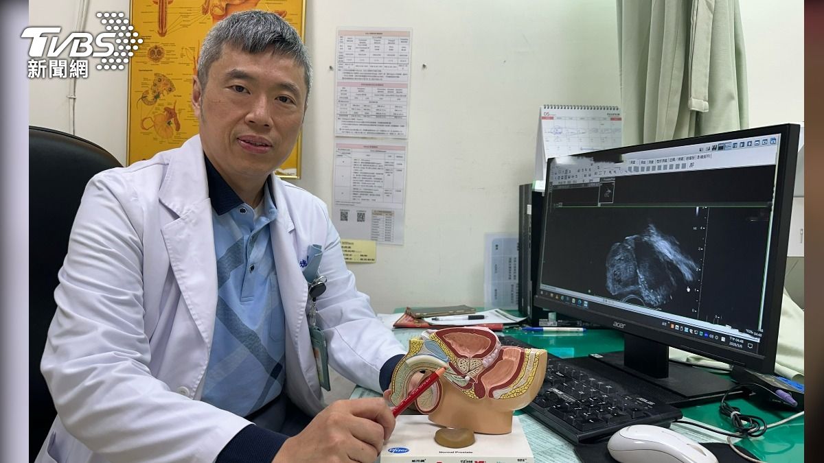 7旬老翁攝護腺異常腫大10倍如拳頭　尿出紅瀑布緊急送醫救命