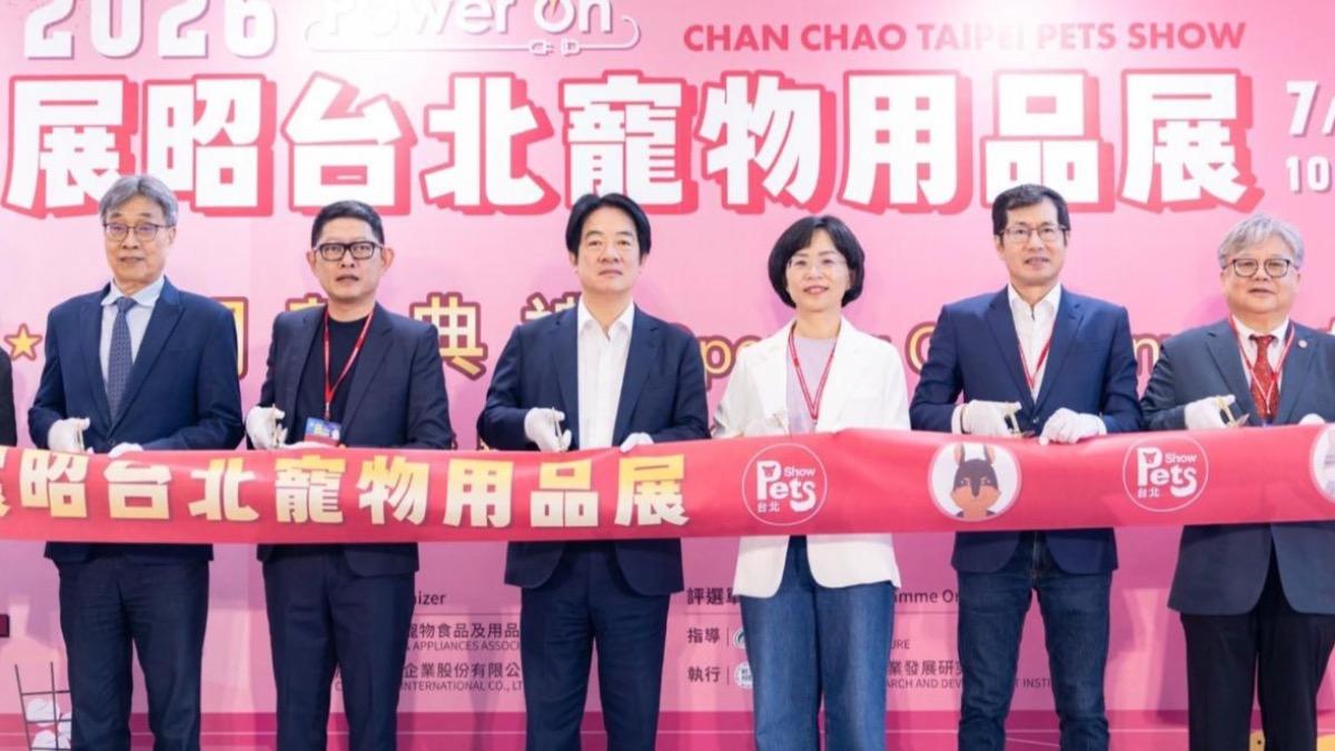 賴清德同台毒油董座遭酸!綠揭政治獻金:根本藍友友