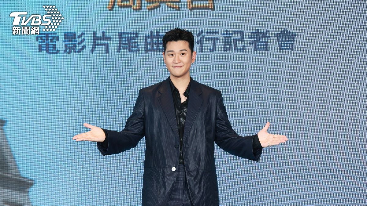 周興哲重返《歌手》！唱跳慘遭淘汰　認：全世界都不愛我