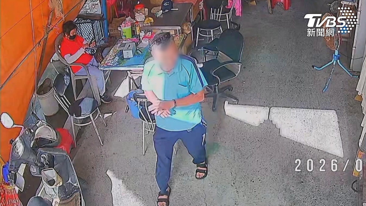 店家公布監視器,希望撿走前的客人誠實能主動歸還款項,否則的話,這行為已經涉及侵占,將會提供完整畫面,向警方報案(圖/TVBS)