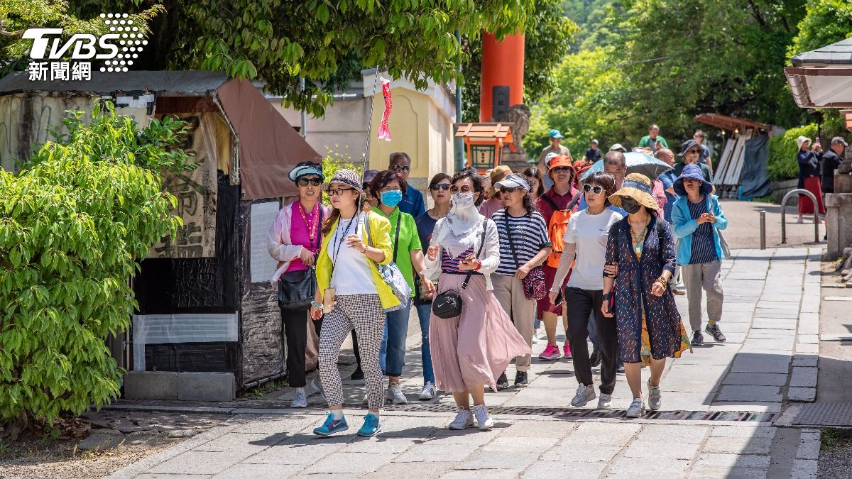 單人跟團注意！可樂、雄獅9月起「取消配房」　須補差價