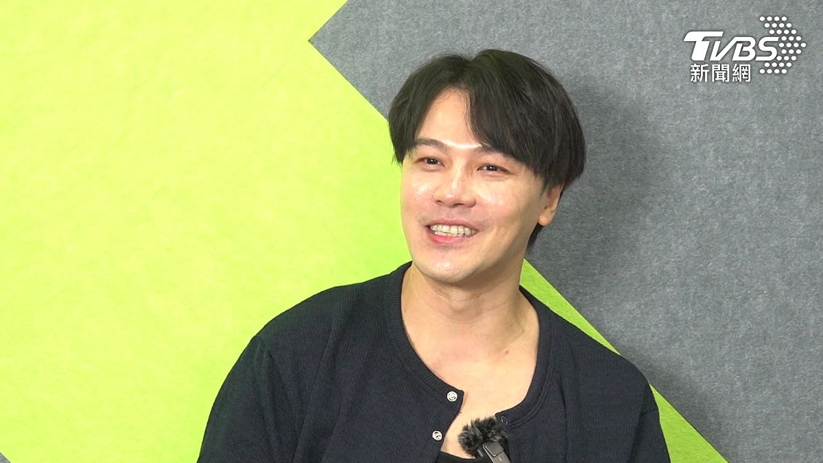 演反派演到被拍手讓黃文星很有成就感。(圖/TVBS)