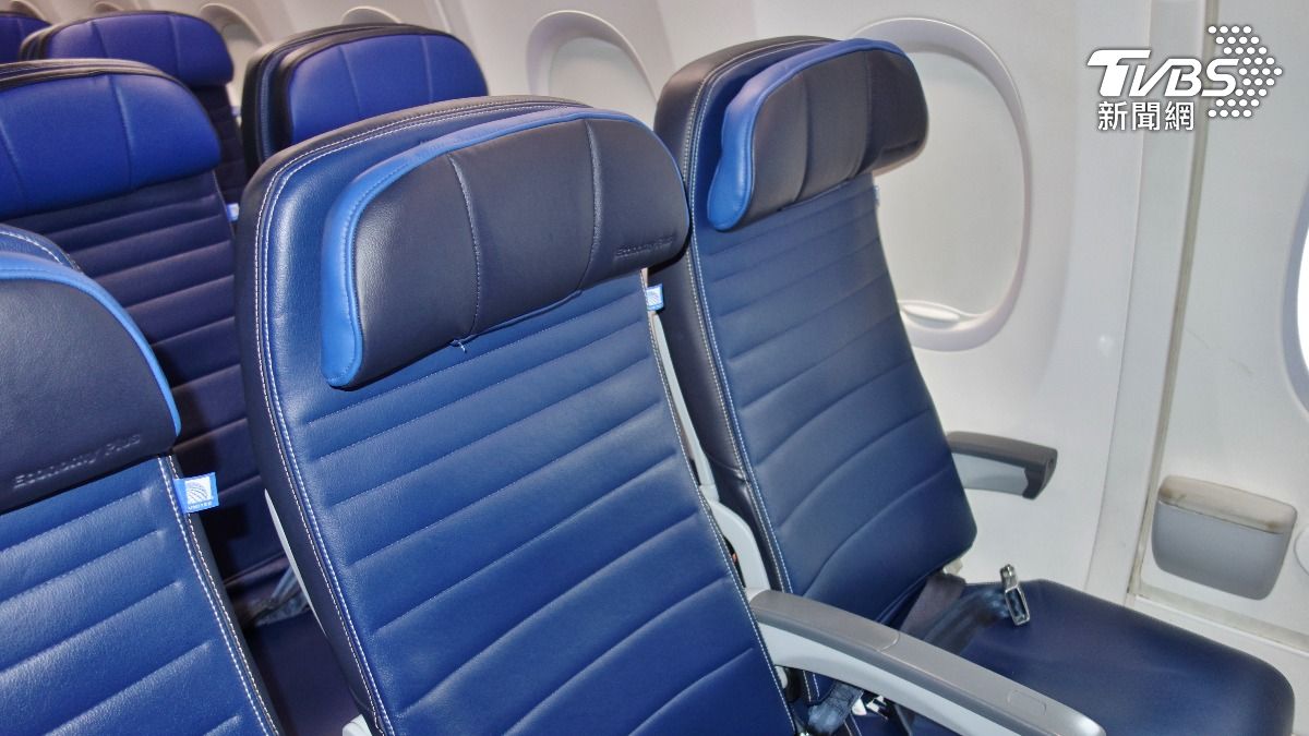 聯合航空的新方案將取消中間座位。(示意圖/達志影像shutterstock)