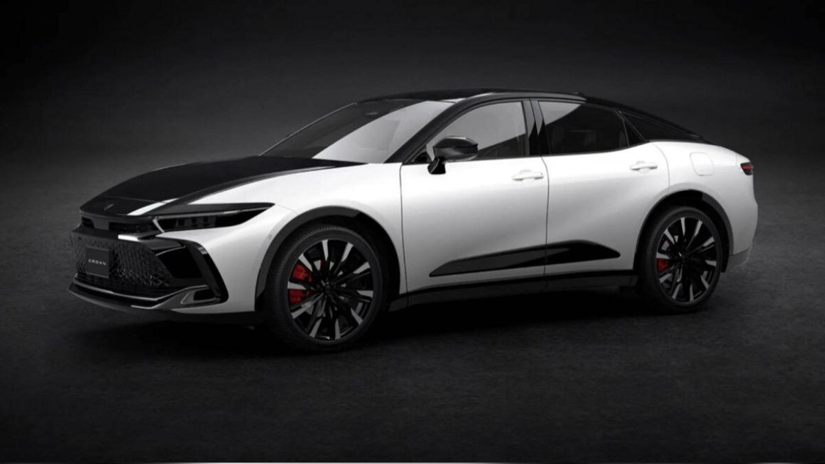 Toyota Crown小改款!修正雙色車身 導入第5代油電系統