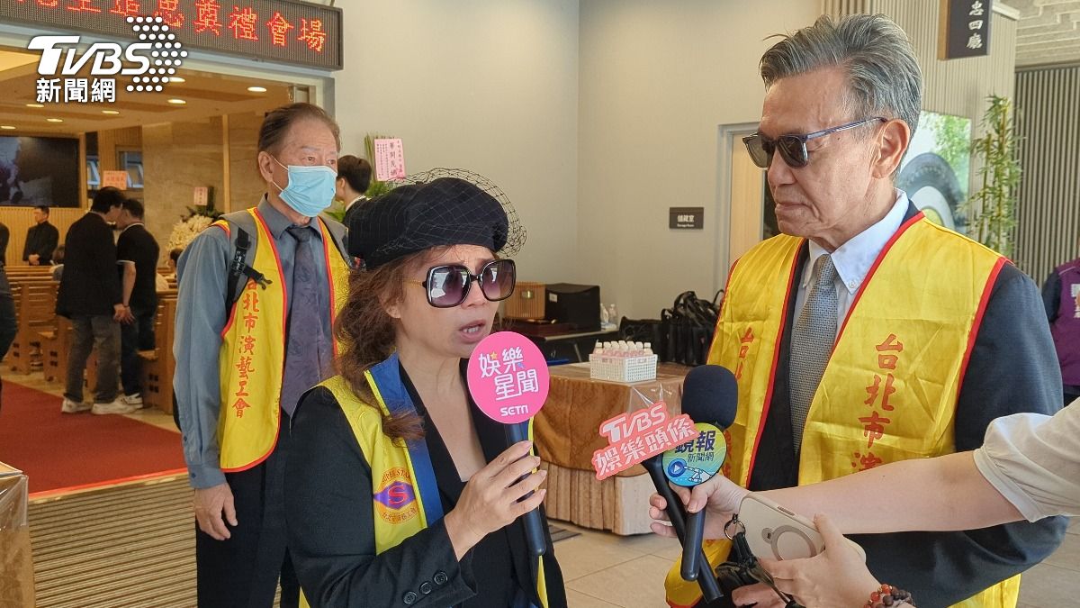 出席金鐘獎名導王時政告別式！76歲王道送別老友驚吐：我在為死亡做準備