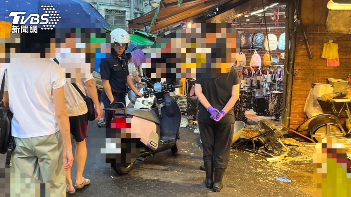 警方當時獲報到場處理並協助傷者送醫。(圖/TVBS)