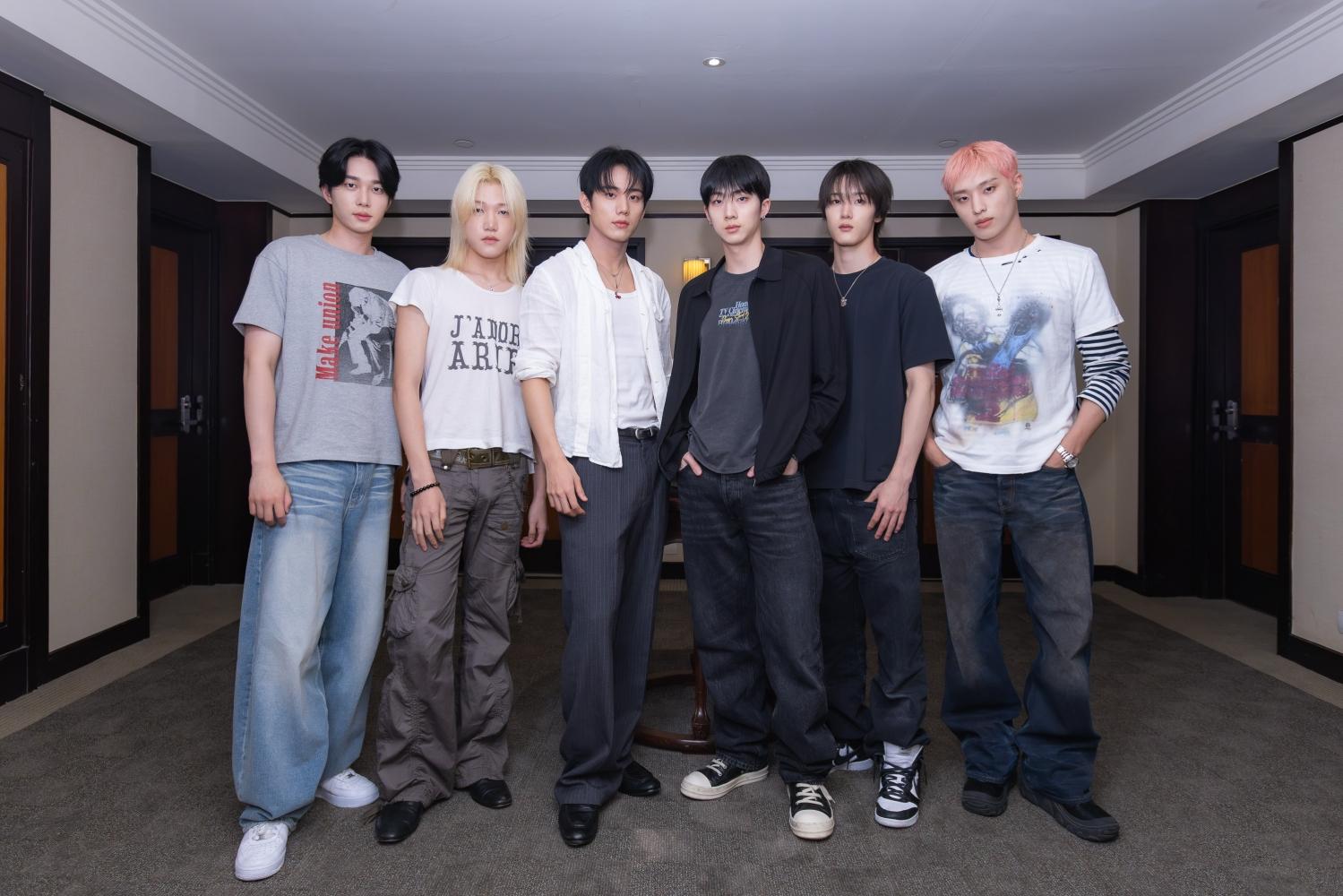 成員左起為THEO(左起)、JONGSEOB、INTAK、JIUNG、SOUL、KEEHO。(圖/和協整合行銷提供)