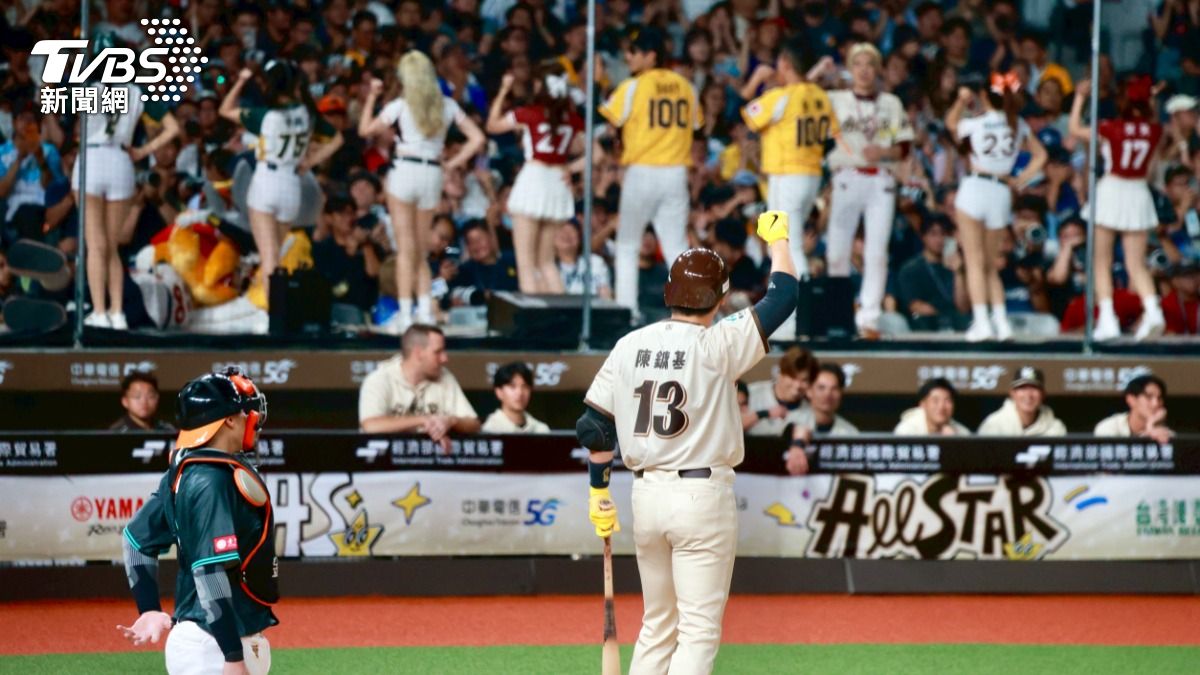 陳鏞基最後一次參加明星賽。（圖／華子琛攝）