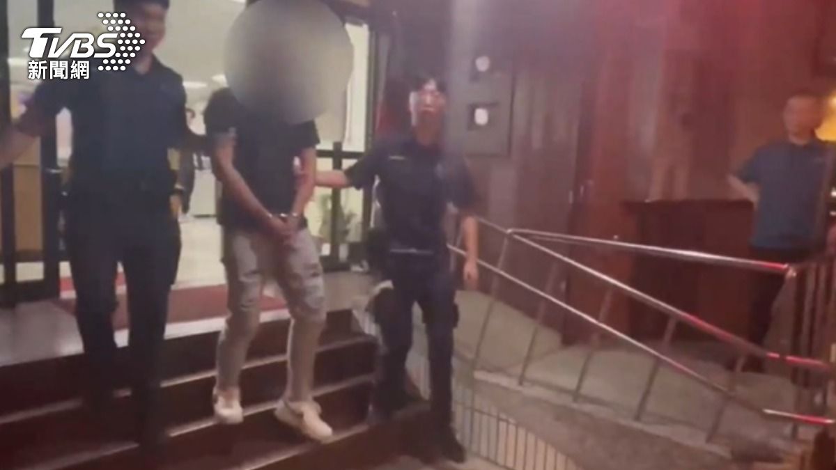 男持爆裂物炸開發公司,知情人士稱黑幫投案為減輕團隊傷害,防警方追查。(圖/TVBS)