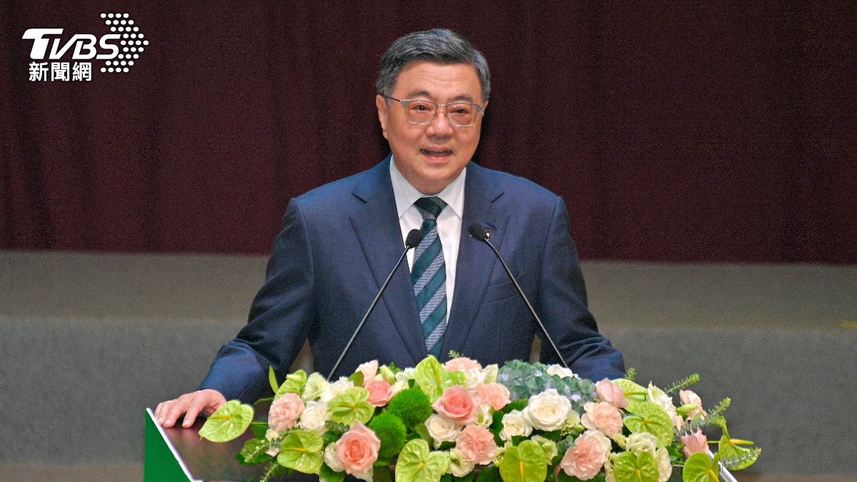 行政院長卓榮泰致詞中提及食安問題,都是以向人民直接訴求,並未回應藍營攻擊。(圖/胡瑞麒攝)