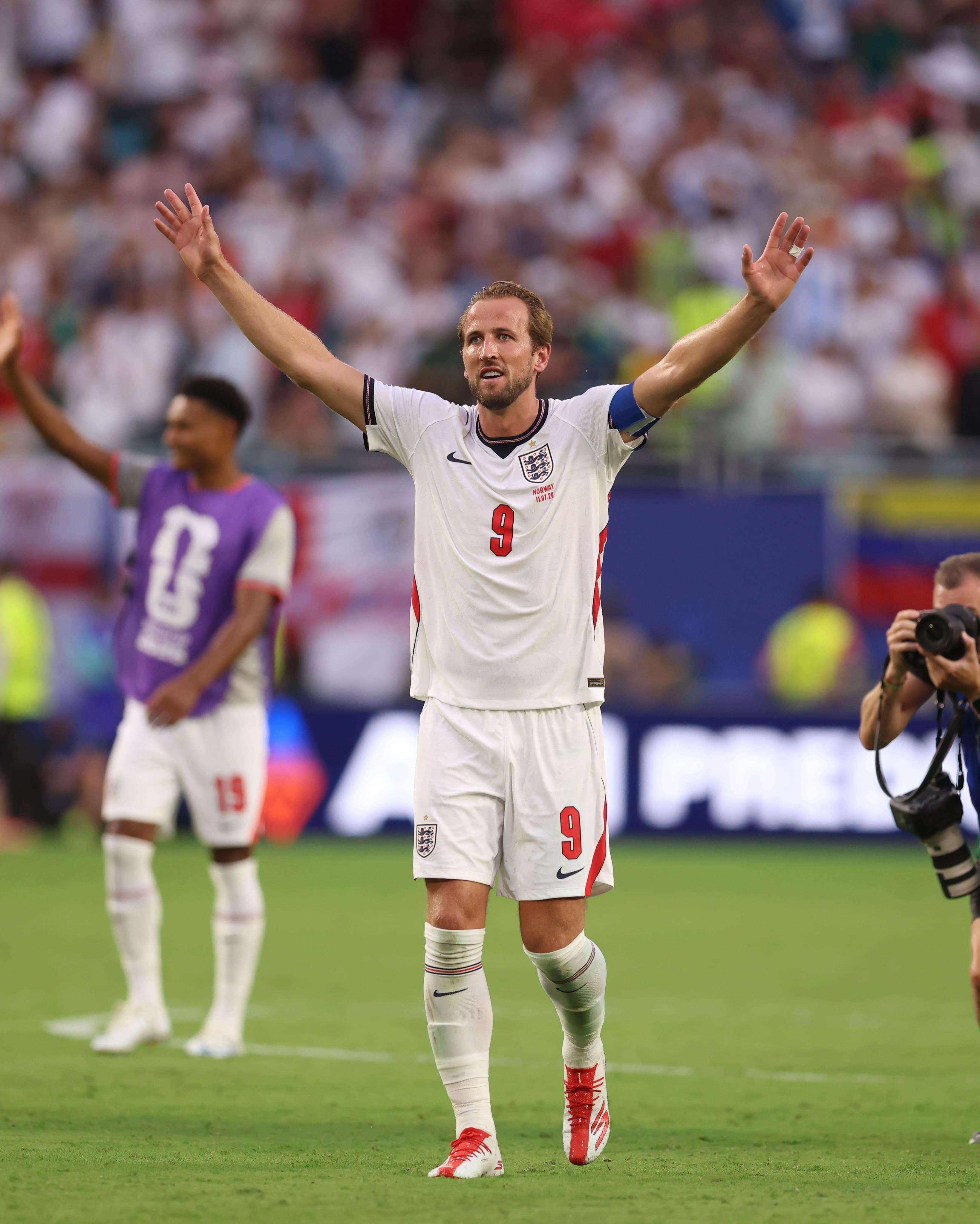 英格蘭神鋒哈利・凱恩（Harry Kane）在2026年世足賽中表現極其神勇，身為隊長的他目前已攻入6顆進球，接連打破多項歷史紀錄。（圖／翻攝自IG@harrykane）