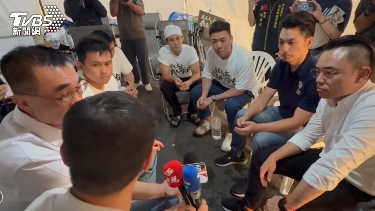 凱道絕食遭酸「168斷食」!楊植斗火大嗆綠:去直播喝毒油