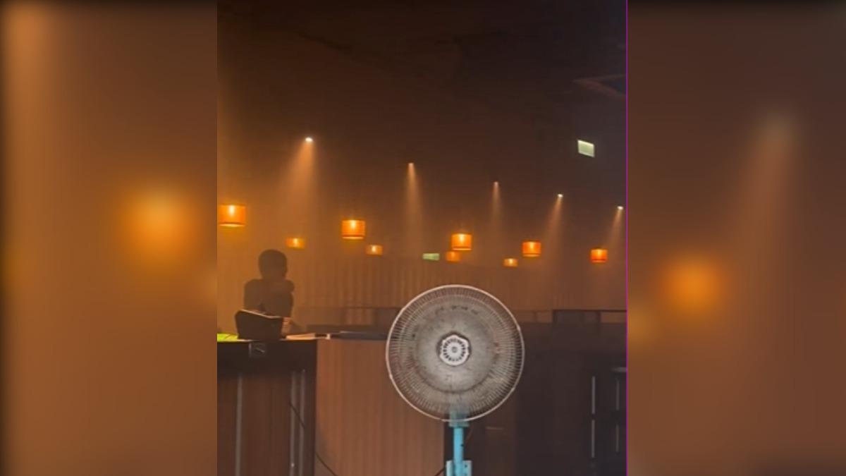 燒肉店排煙管起火,員工急滅火疏散顧客。(畫面翻攝Threads/neon__nails__)