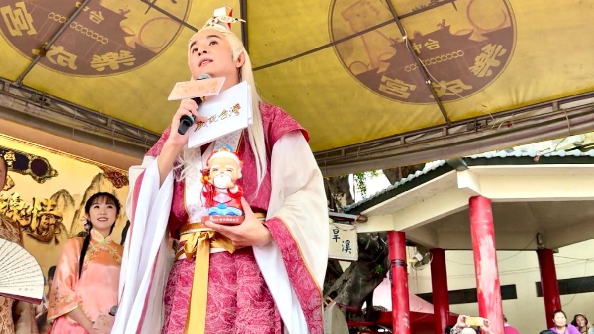 《戲說》最帥月老現身竟「雨停了」　粉絲嗨喊：真的顯靈了