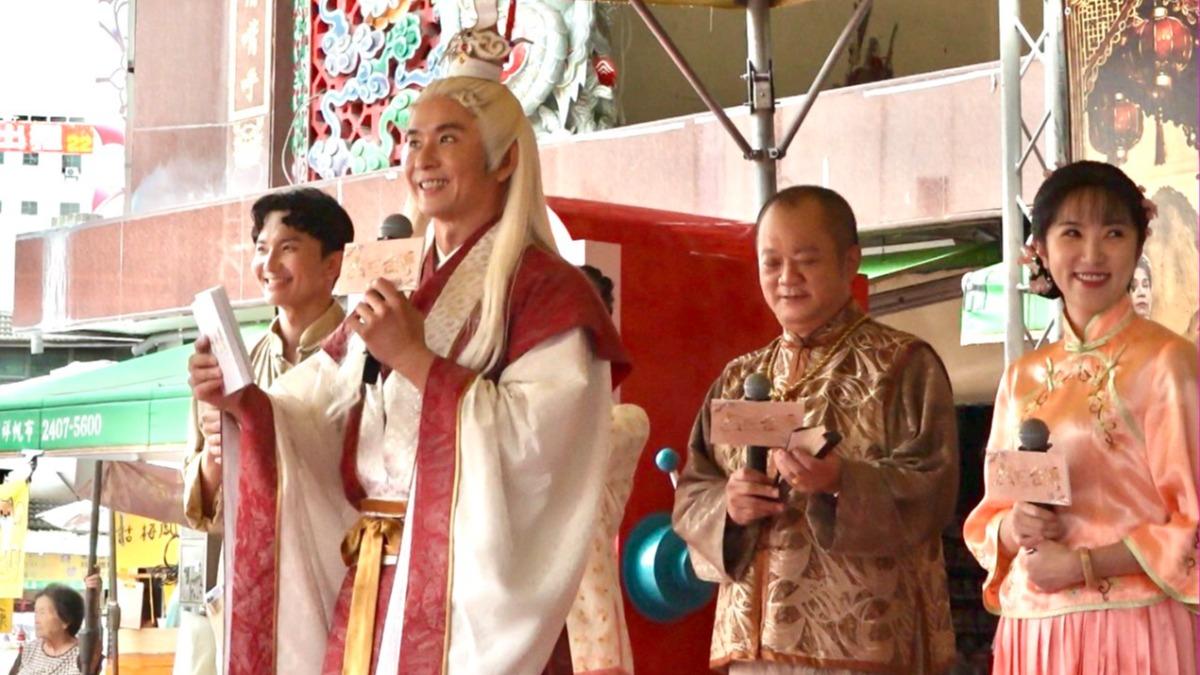 李威鴻(左起)、陳麒凱、朱九、方妍心現身「戲說探班列車」巡迴見面會。(圖/三立提供)