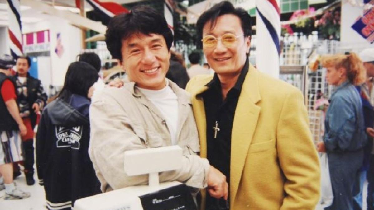 成龍痛失60年好友！片場聽聞謝賢病逝　曬照淚憶：剛入行就受他照顧