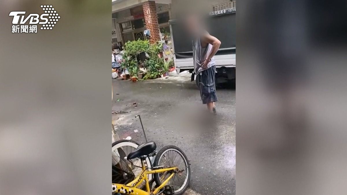 高雄梓官區21日上午爆發一起濺血衝突，老翁討債7千元遭酒瓶爆頭！（圖／里長提供）