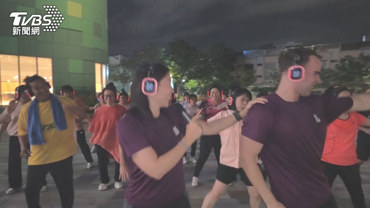 不怕被檢舉! 靜音跳舞爆紅 背後玄機曝