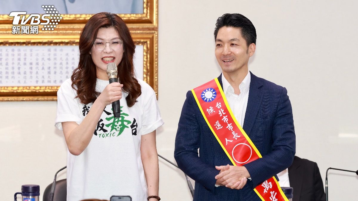 昔日立院戰友!鄭麗文驚吐「每天睡一起」 蔣萬安不失禮貌微笑