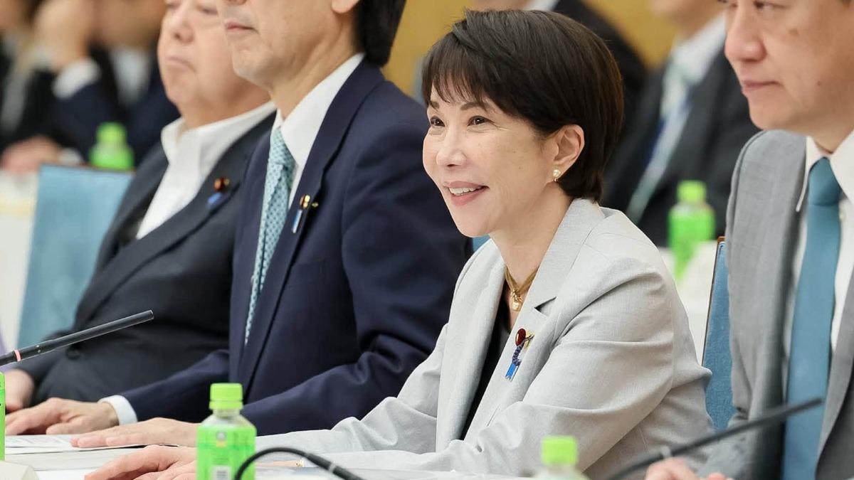 自曝每天睡不到3小時　高市早苗假日埋首公文引過勞質疑