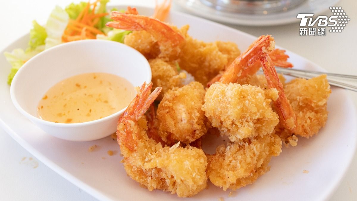 研究指出,經常食用油炸食品與多種癌症風險升高有關。(示意圖/shutterstock達志影像)