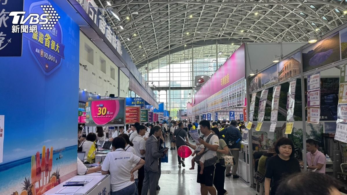 南台灣最具指標性的旅遊盛會「2026 KSTF高雄國際夏季旅展」。(圖/林雅婷攝)