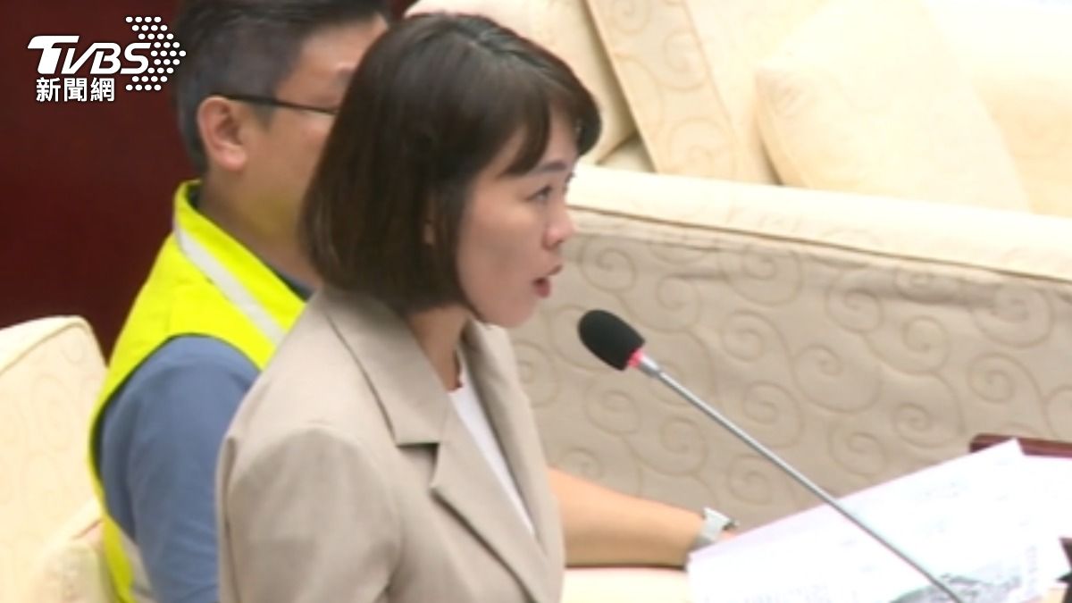 索資遭批霸凌基層! 簡舒培喊沒在怕:做該做的。(圖/TVBS)