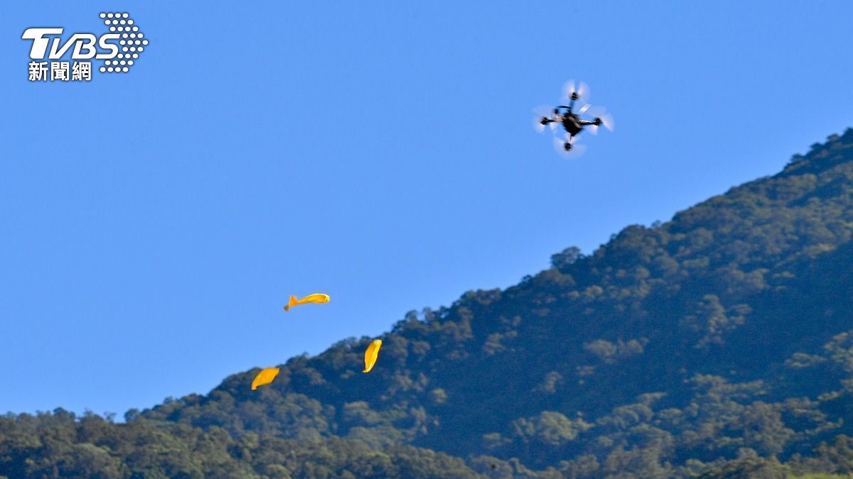 陸軍展示自行研發的沉浸式（FPV）無人機訓練。（圖／胡瑞麒攝）