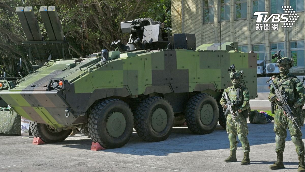 國軍展出各式地面裝備。(圖/胡瑞麒攝)
