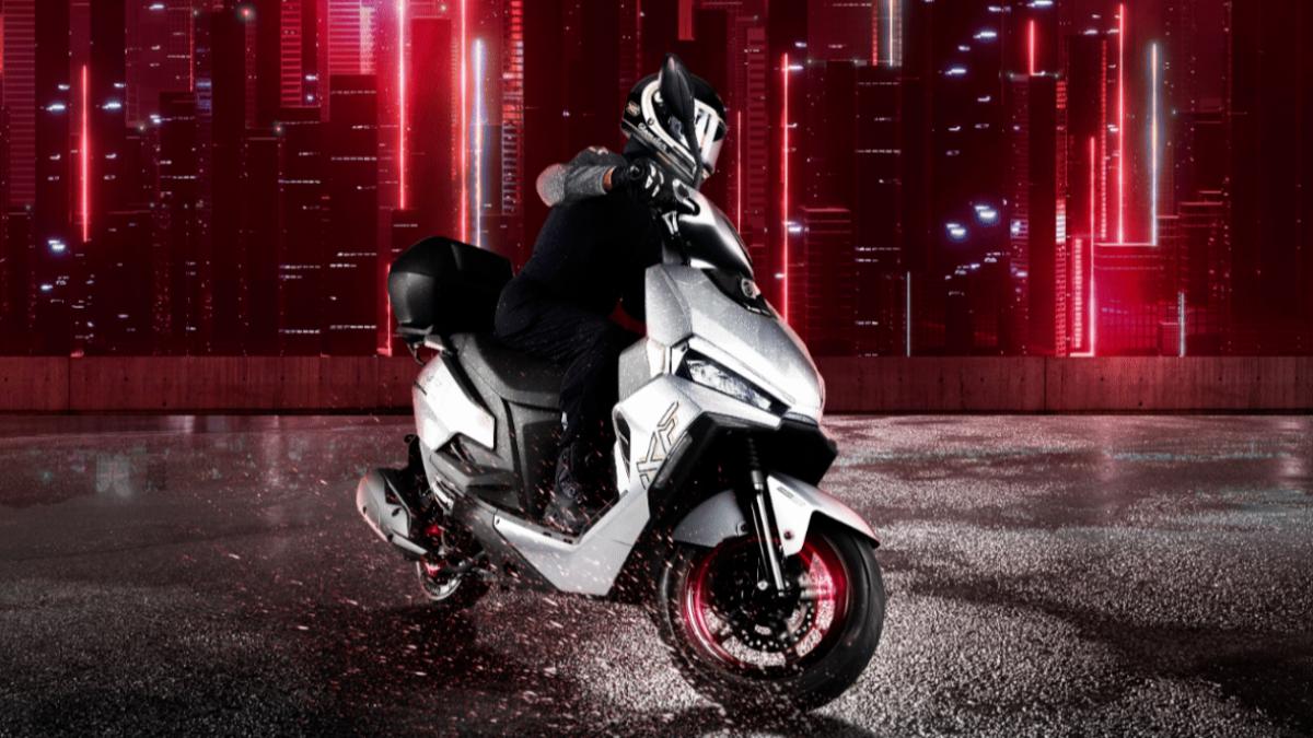 KF125搭載ABS與TCS循跡防滑系統。(圖/Kymco提供)
