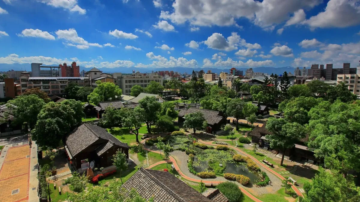 檜意森活村擁有全台規模最大的木造建築群。（圖／翻攝自檜意森活村 Hinoki Village）