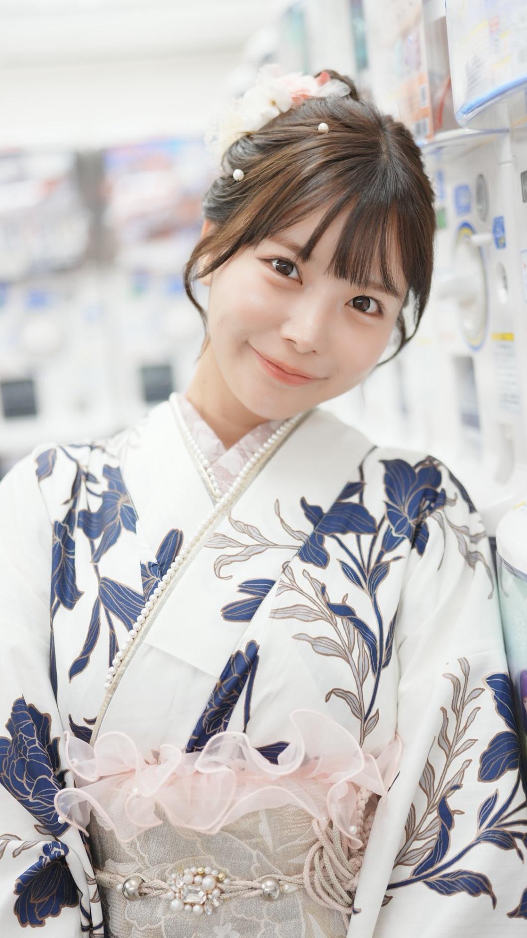 21歲AV女優福田悠亞日前受訪回憶在紐西蘭遭扣留的經歷。(圖/翻攝自X)