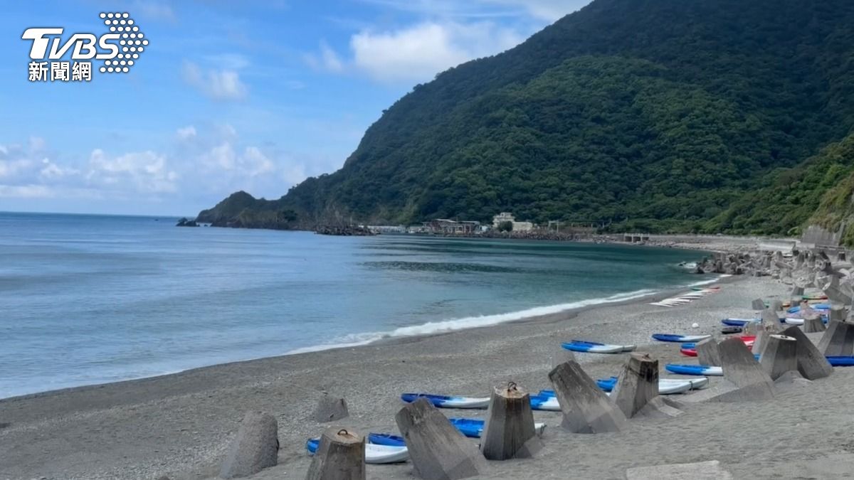 宜蘭東澳粉鳥林海灘。(圖/TVBS)