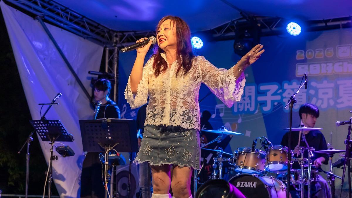 已經領敬老卡！資深歌后激瘦13公斤　露面美成這樣