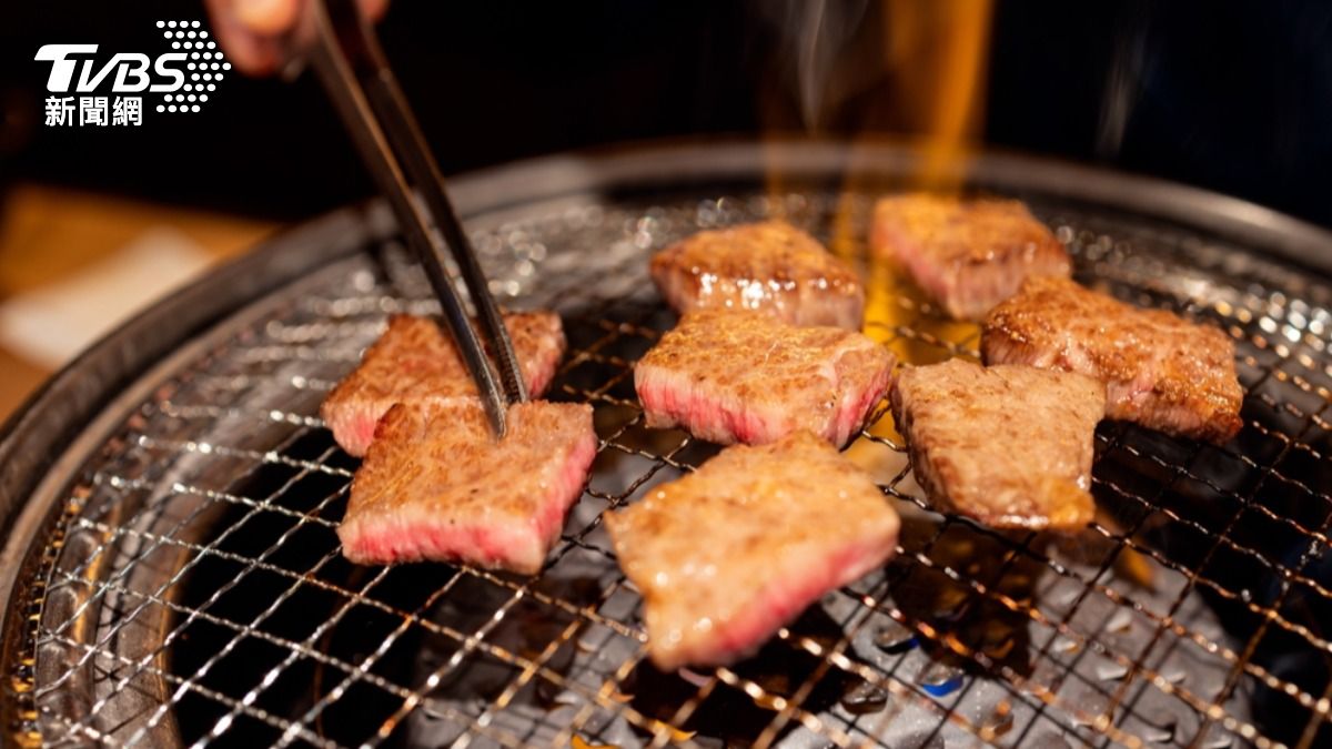 台灣人為何愛吃燒肉?網公認「10大理由」大口吃肉、代烤超加分