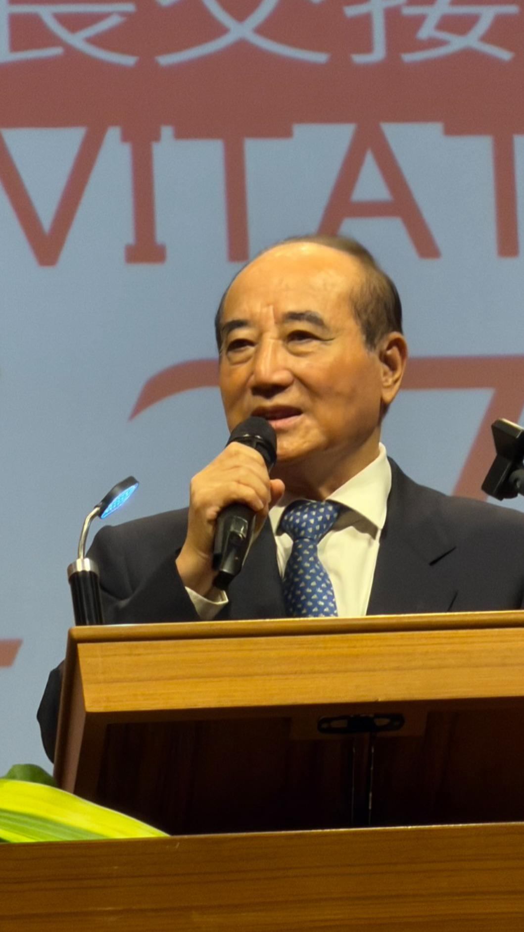 王金平致詞時表示，期待南應大在藝術文化教育的推動上，能結合AI開創新局。(圖:台南應用科技大學提供)