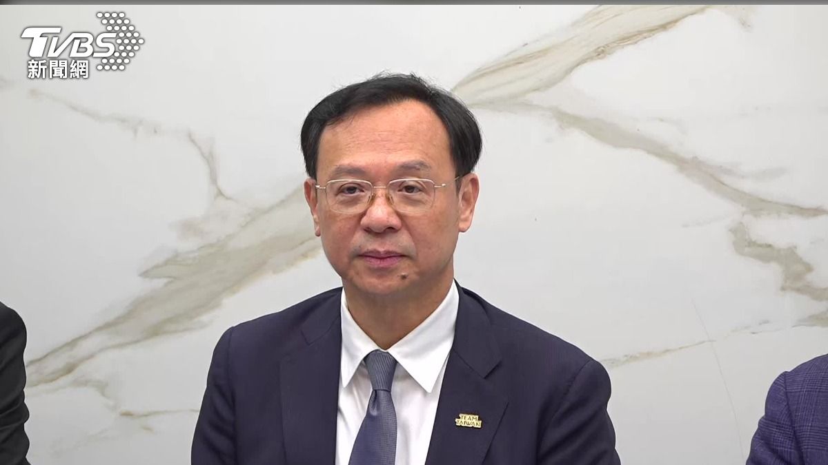 衛福部長石崇良表示，黃豆源頭很關鍵，但後續製程也沒有做好風險控管。（圖／TVBS）