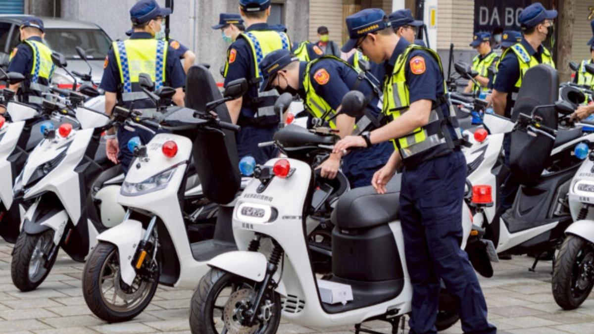 警用電動車成趨勢!基層員警曝「執勤痛點」:更習慣油車