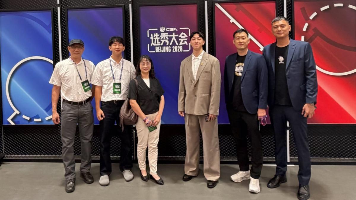 台灣史上第2人！政大宋昕澔獲CBA選秀狀元　前進廣州龍獅